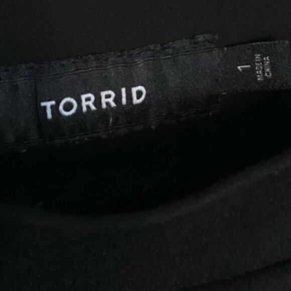 Torrid Pull-On Relaxed Taper Studio Luxe Ponte High-Rise Pant 1X - Picture 3 of 4